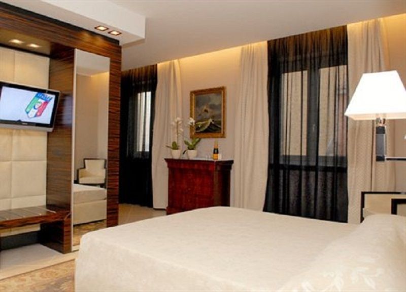Hotel Excelsior Ла-Маддалена Экстерьер фото